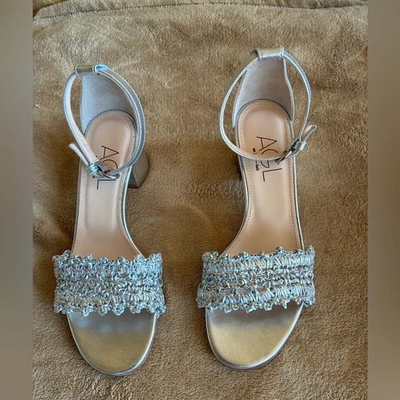 NWOT AGL Women's Crochet Ankle Strap High Heel Sandals in Silver Size 7.5 (37.5) - Picture 5 of 9